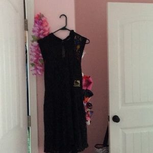 A children’s hello kitty dress